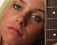 Oversharpening trick makes retouching eyes a snap